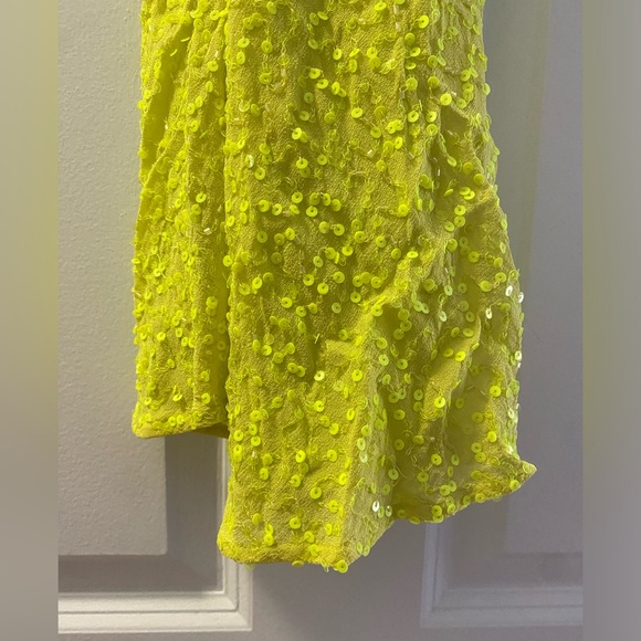 Beautiful yellow sequin Show Me Your Mumu mini dress - worn once size XS - Picture 6 of 7